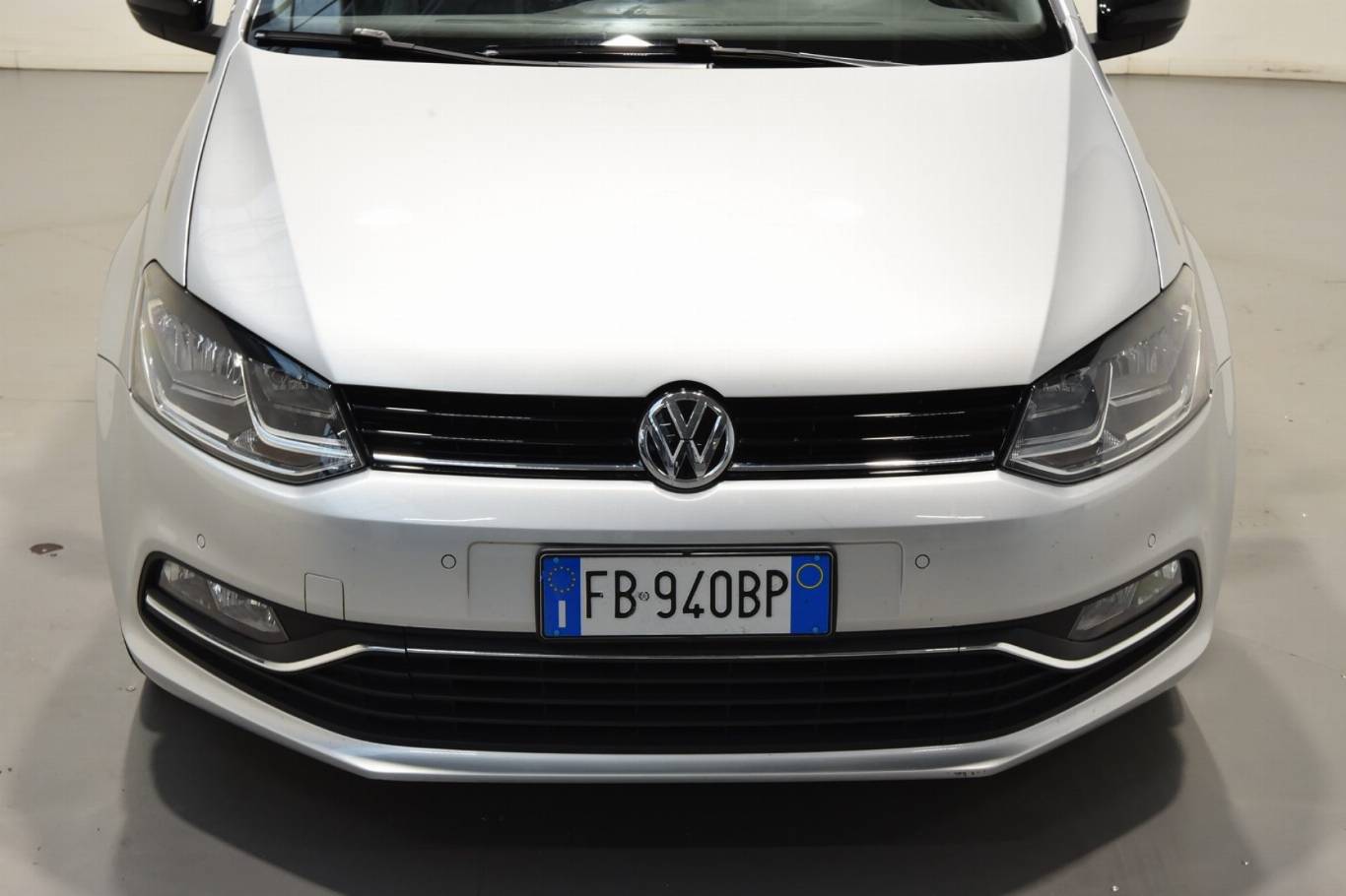 VOLKSWAGEN Polo 34