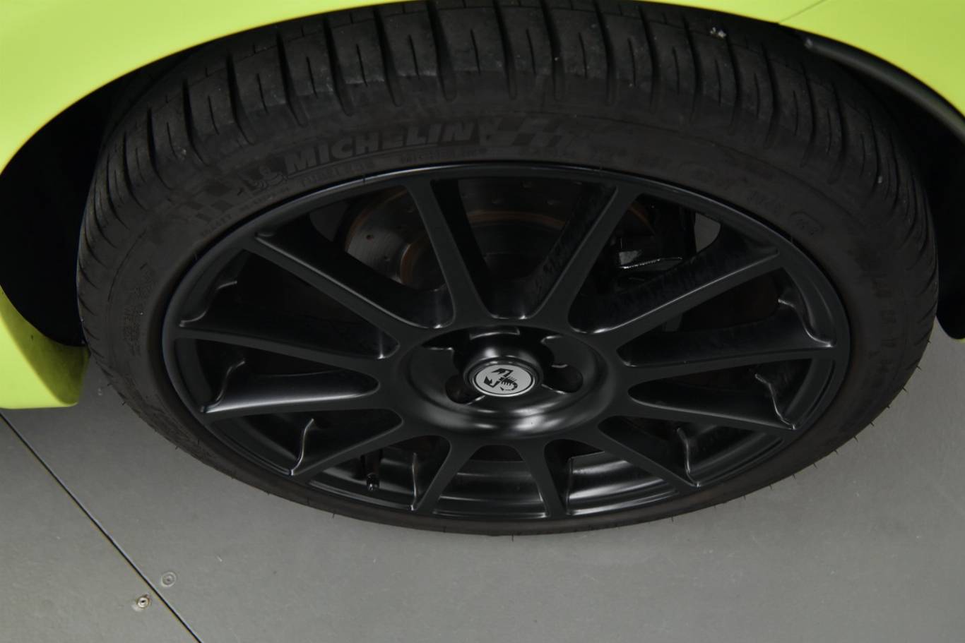 ABARTH 595 Competizione 13