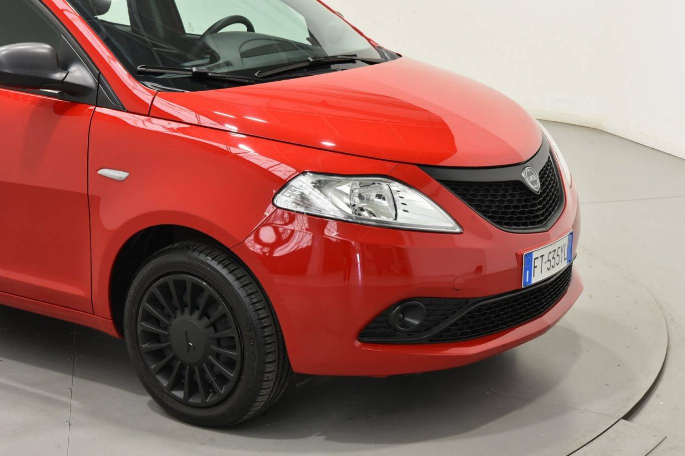 LANCIA Ypsilon 16