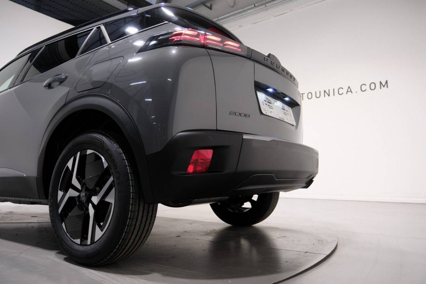 PEUGEOT 2008 47