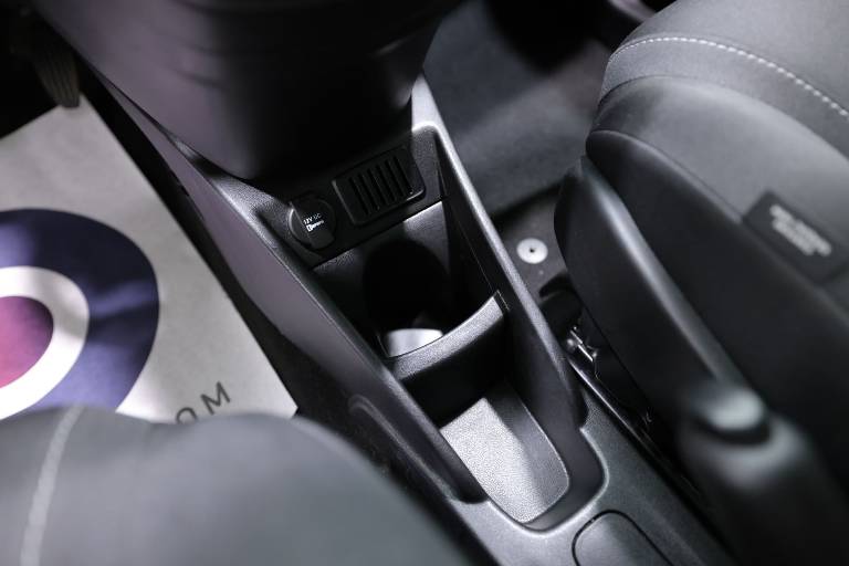 LANCIA Ypsilon 24