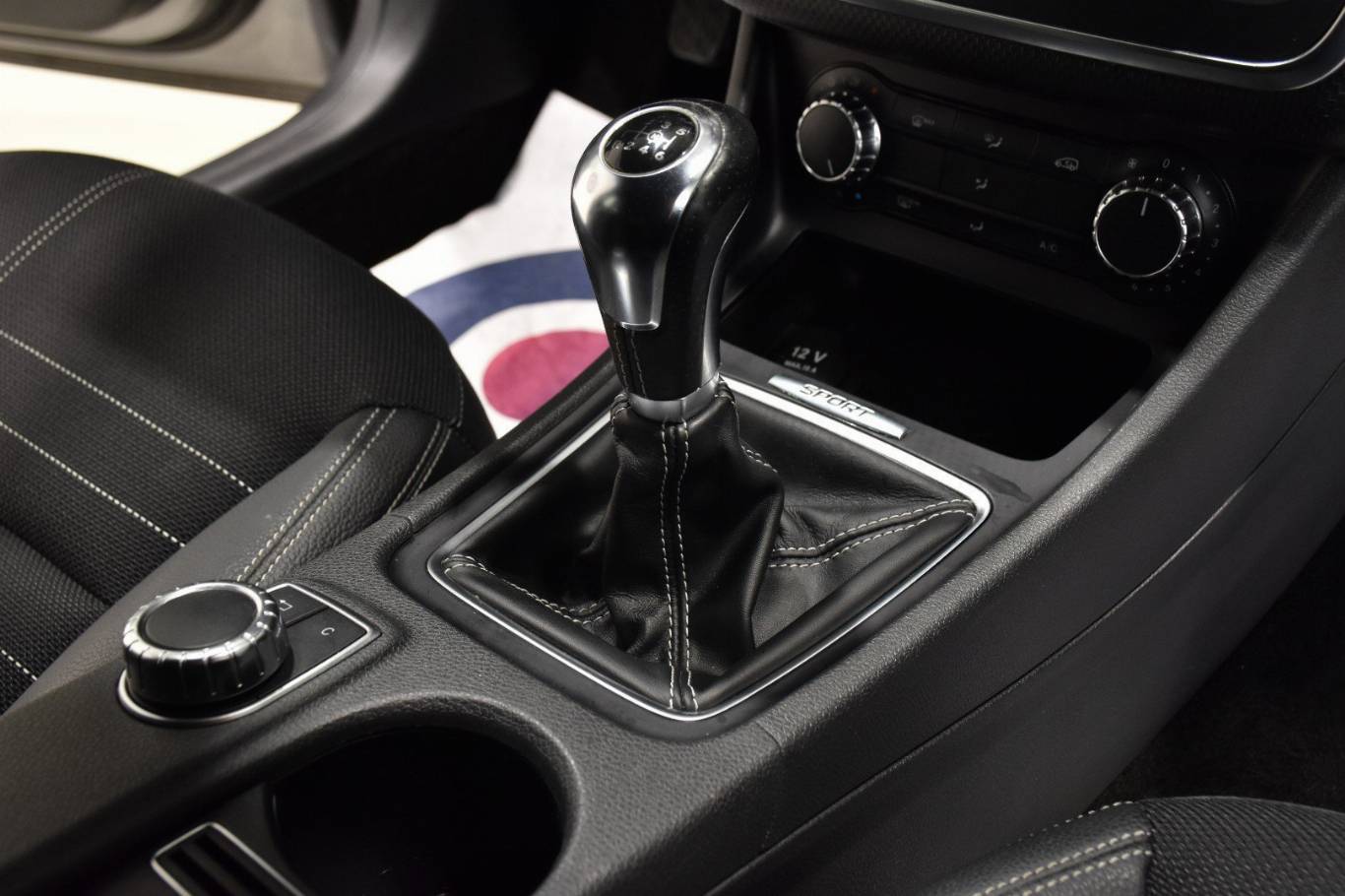 MERCEDES-BENZ A 180 40