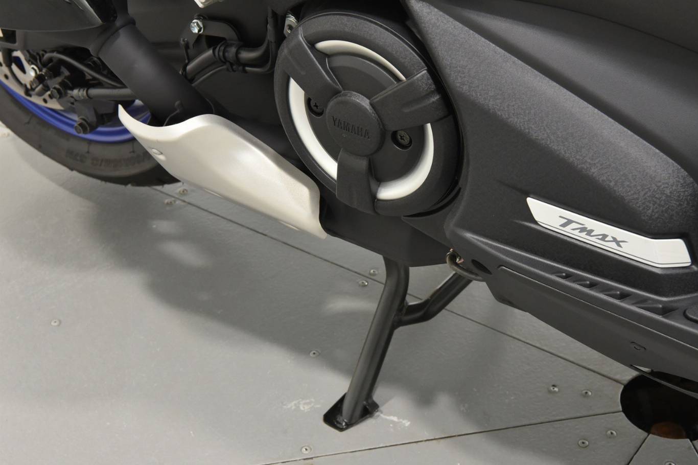 YAMAHA T-Max 560 42