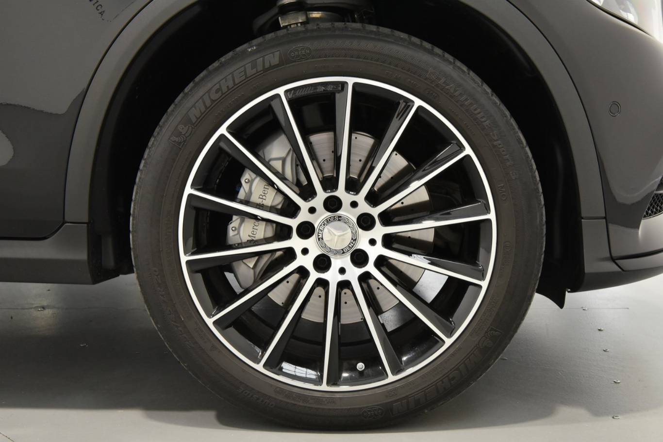 MERCEDES-BENZ GLC 220 34