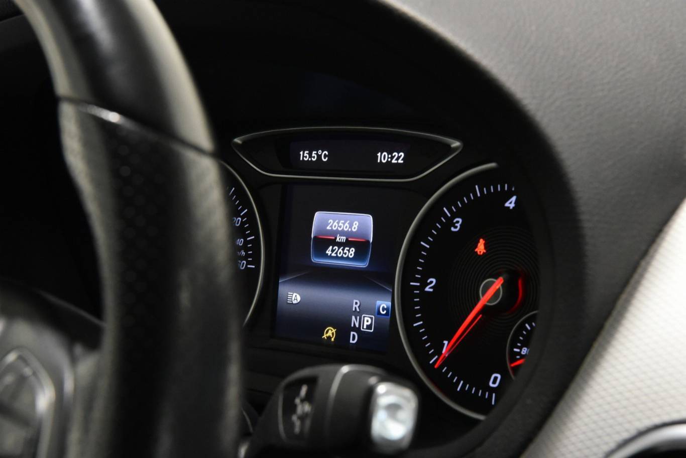 MERCEDES-BENZ B 180 38