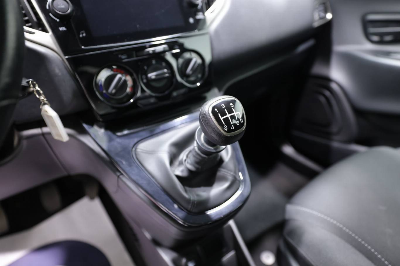 LANCIA Ypsilon 22