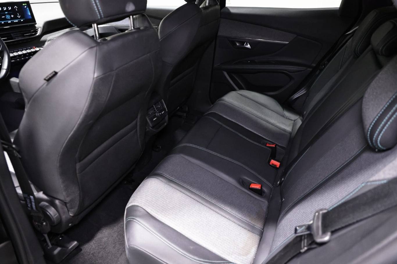 PEUGEOT 3008 39