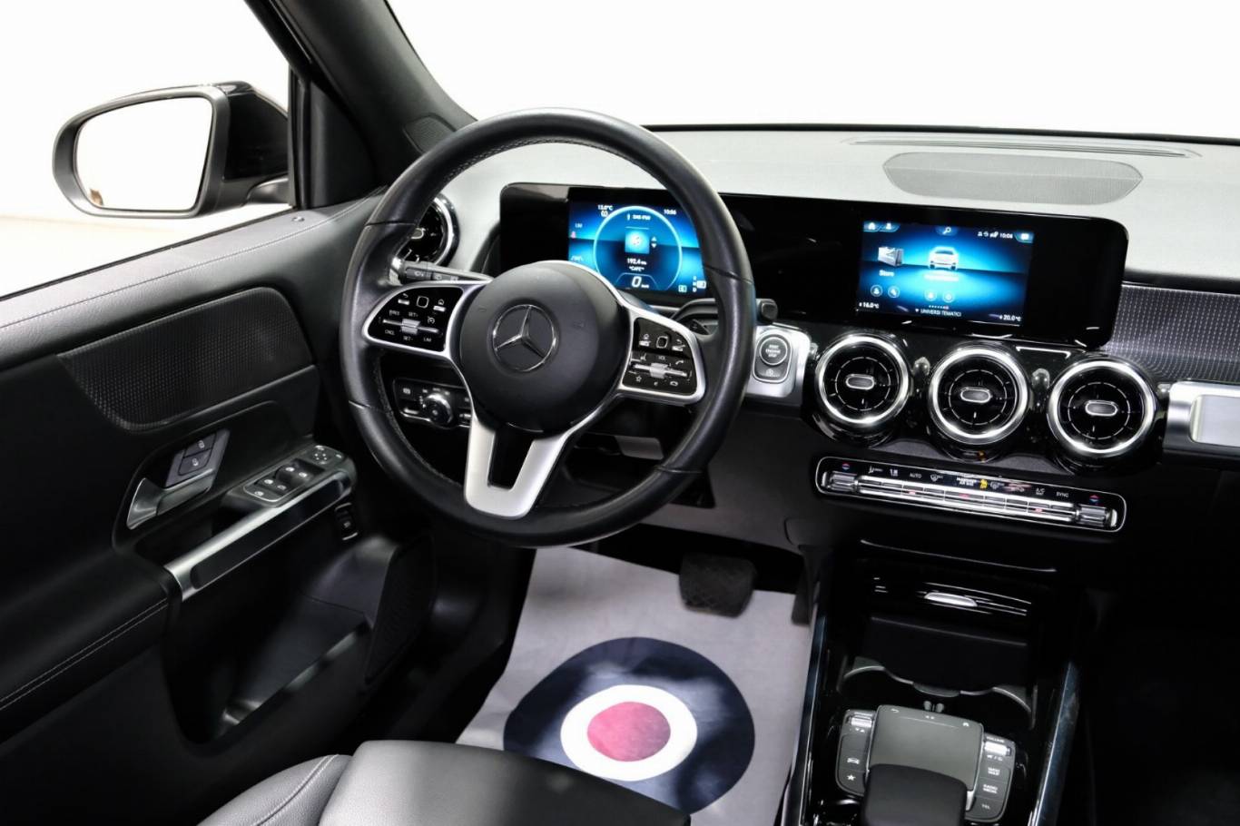 MERCEDES-BENZ GLB 200 43