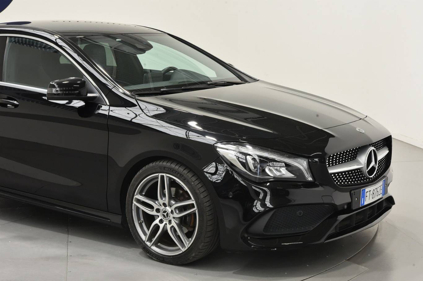 MERCEDES-BENZ CLA 180 34