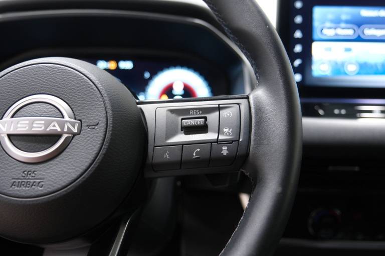 NISSAN Qashqai 22