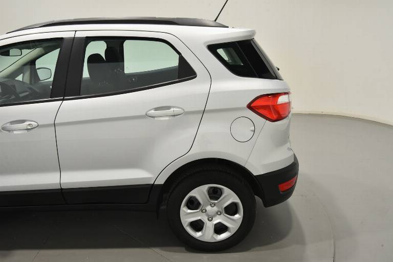 FORD EcoSport 43