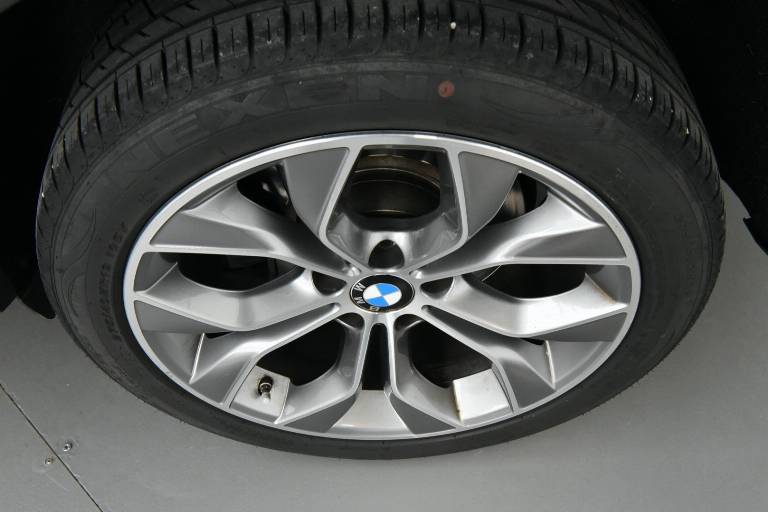 BMW X4 13