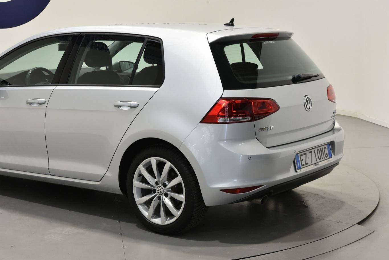 VOLKSWAGEN Golf 50