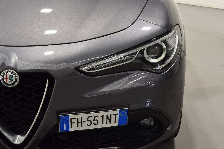 ALFA ROMEO Stelvio 6
