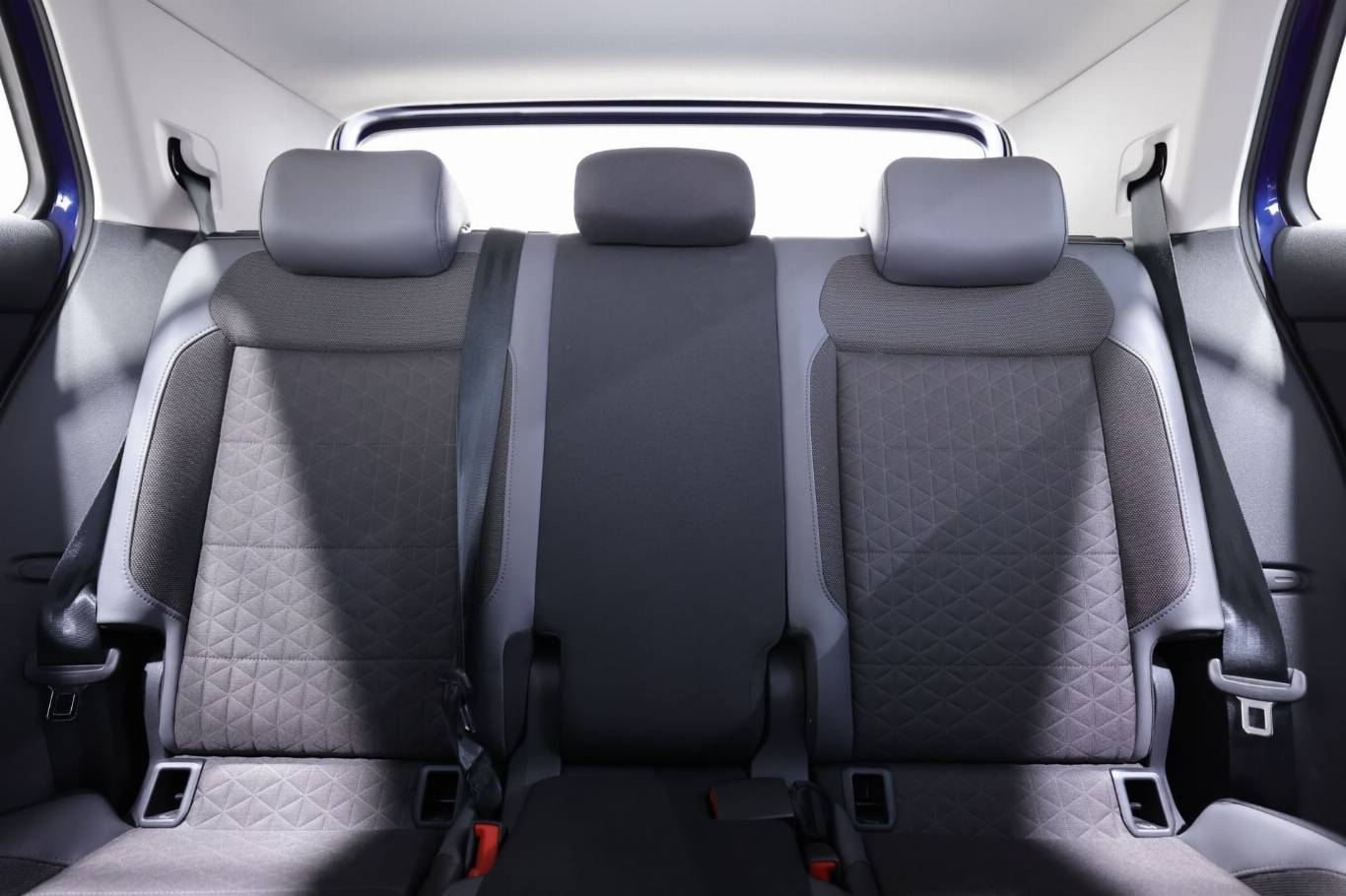 VOLKSWAGEN T-Cross 32