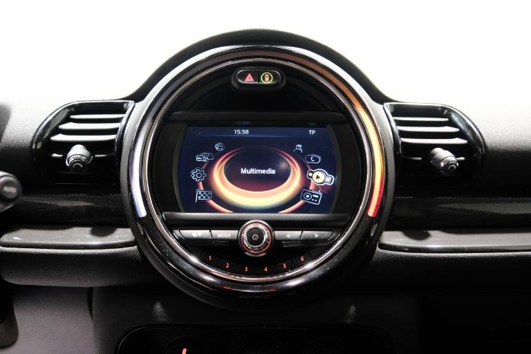 MINI Cooper Clubman 9