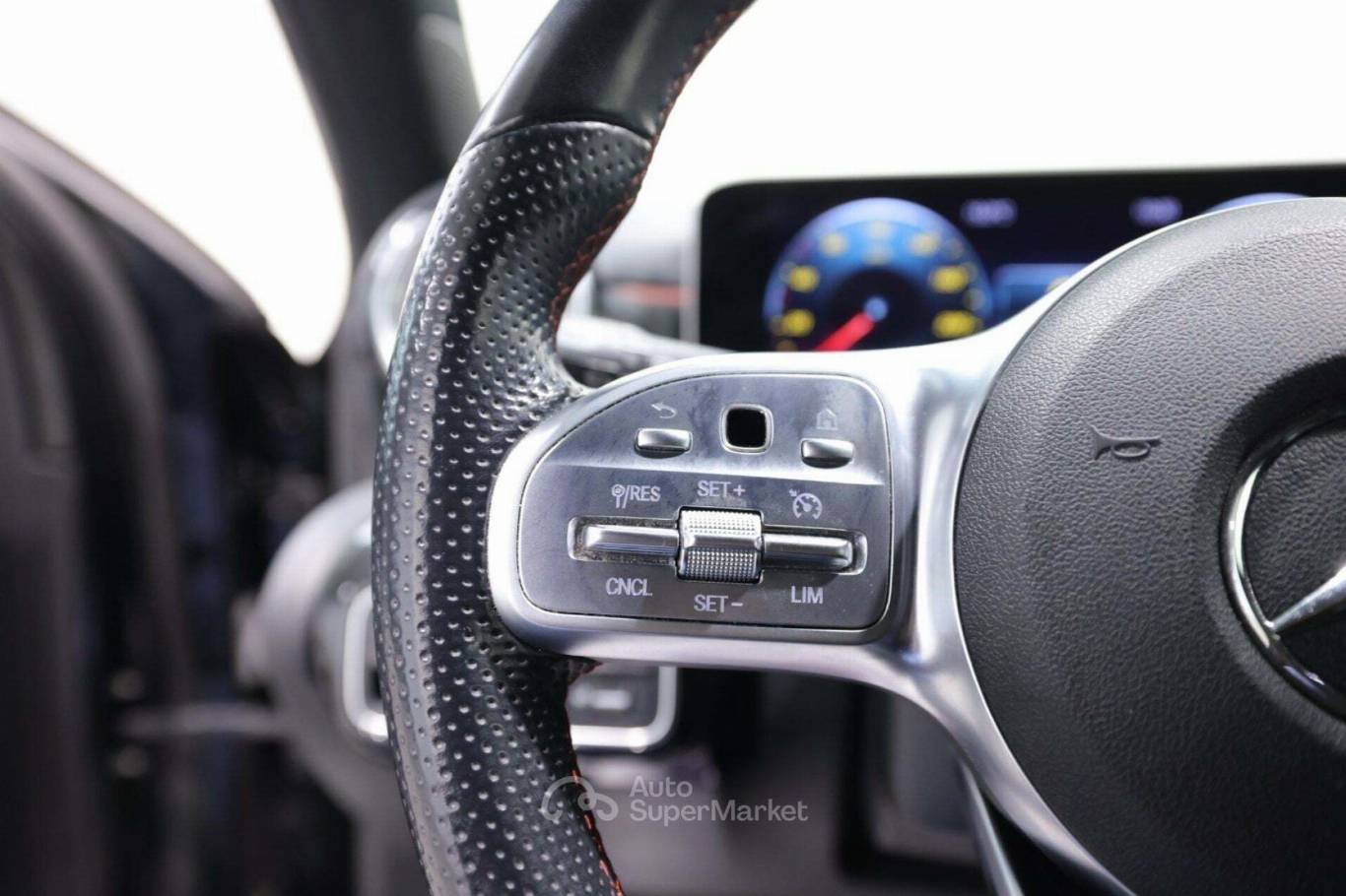 MERCEDES-BENZ Classe A 21