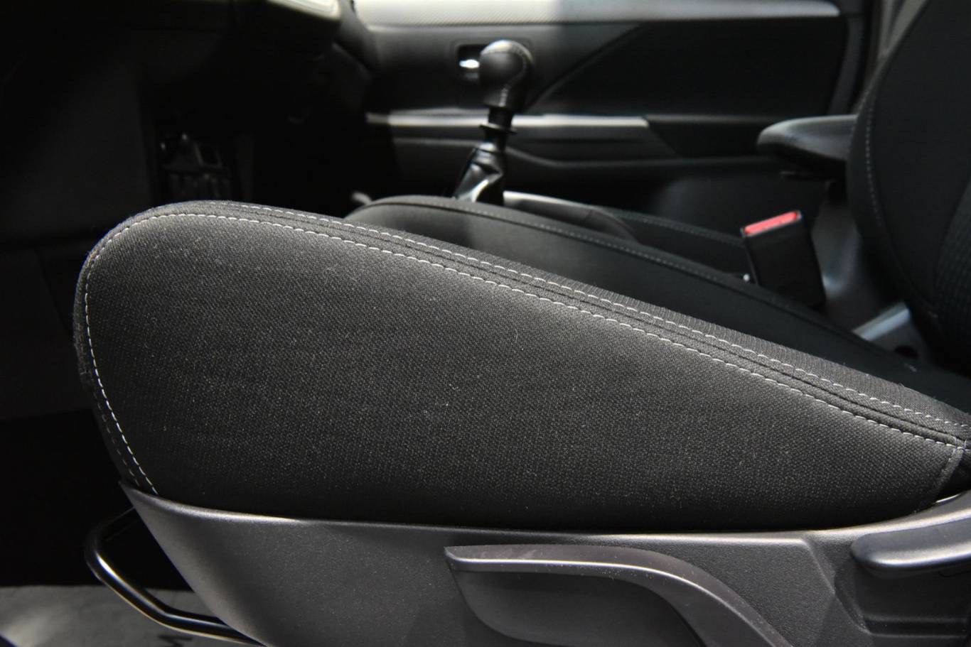 MITSUBISHI Outlander 45