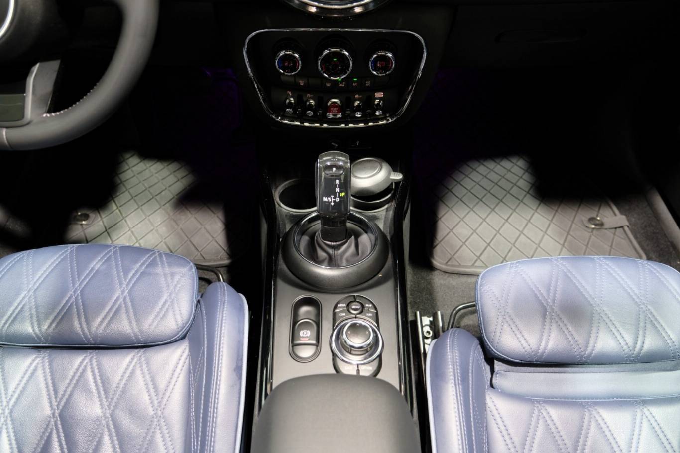 MINI Cooper Clubman 36