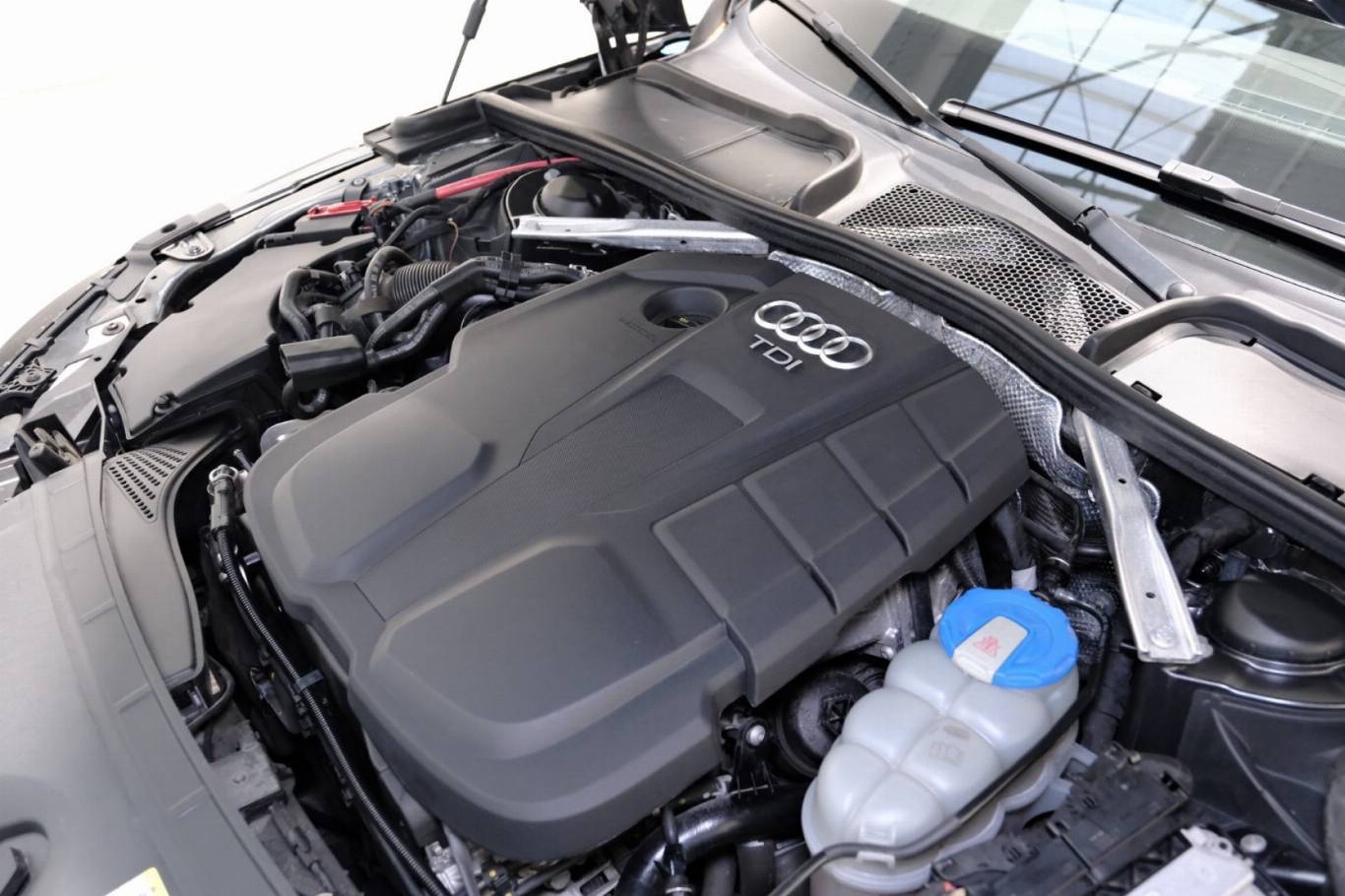 AUDI A4 71