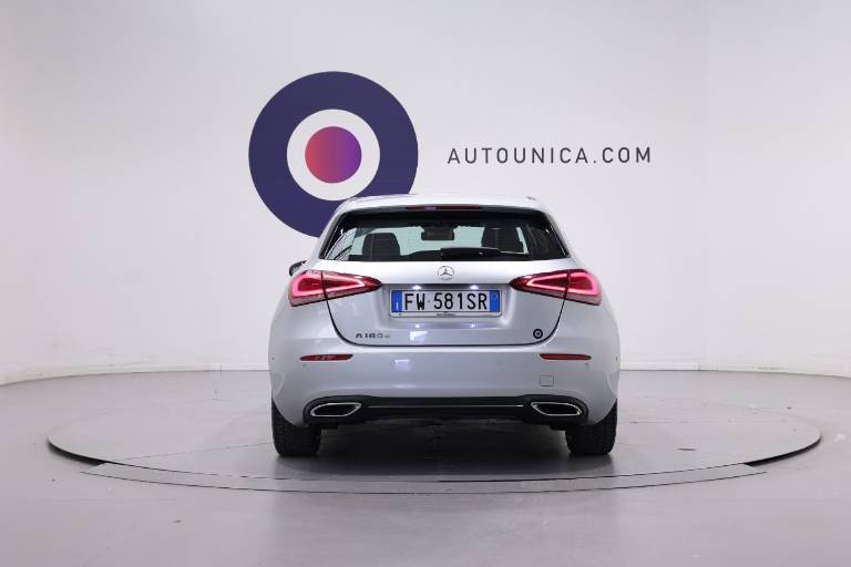 MERCEDES-BENZ A 180 16