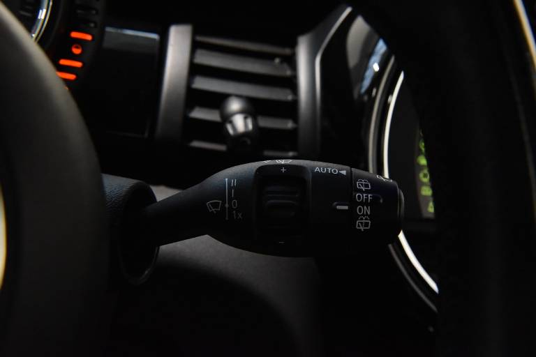 MINI Cooper D 19