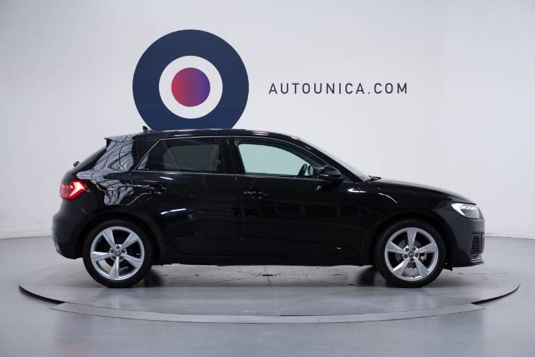 AUDI A1 4