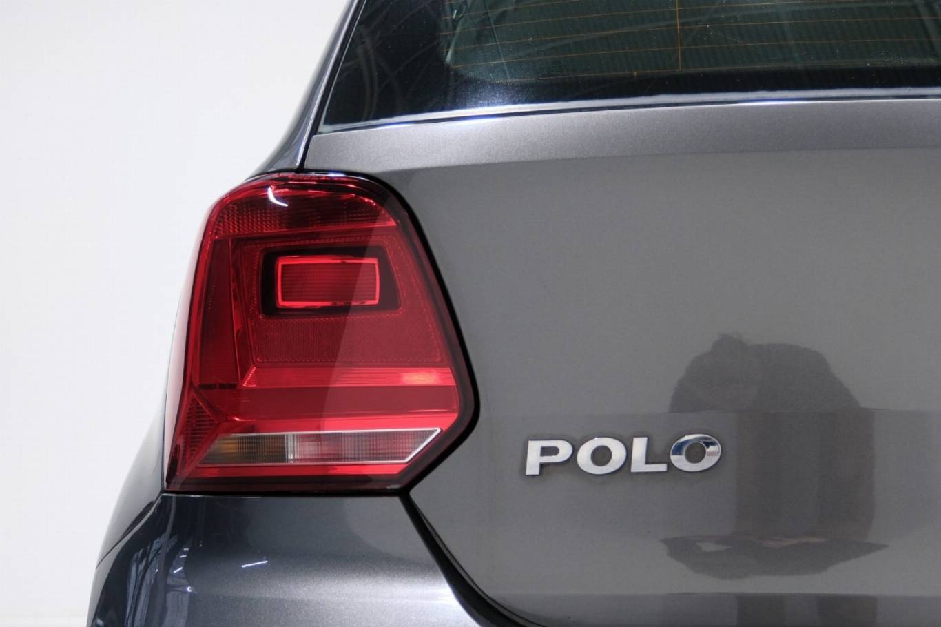 VOLKSWAGEN Polo 41