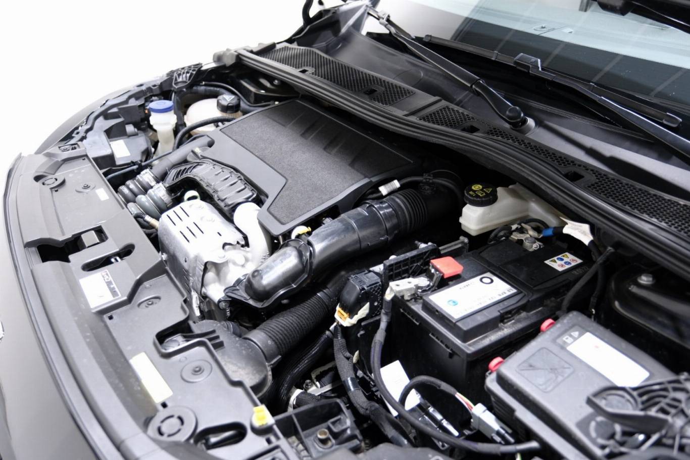 PEUGEOT 208 70