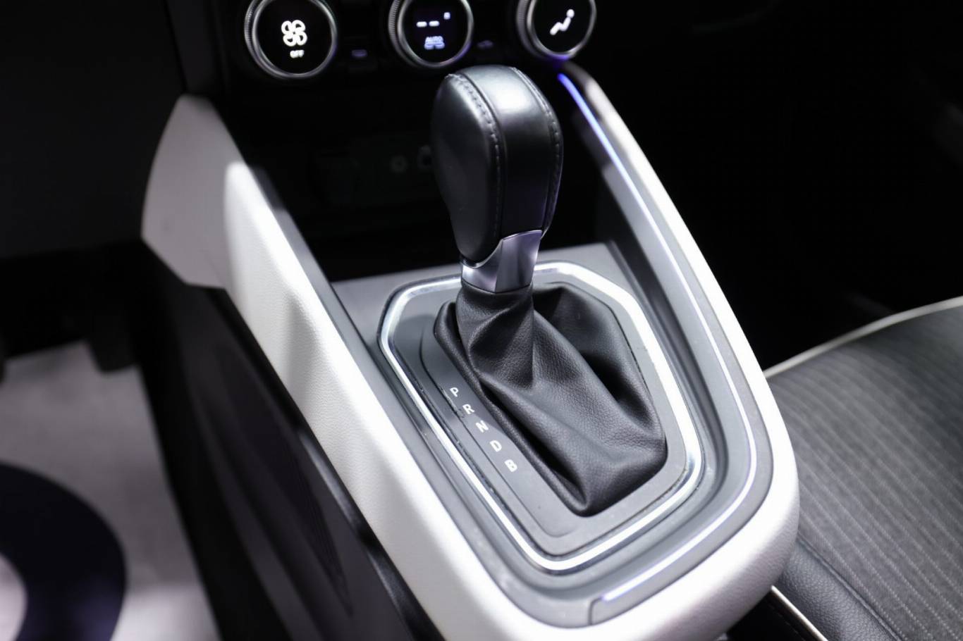 RENAULT Clio 29