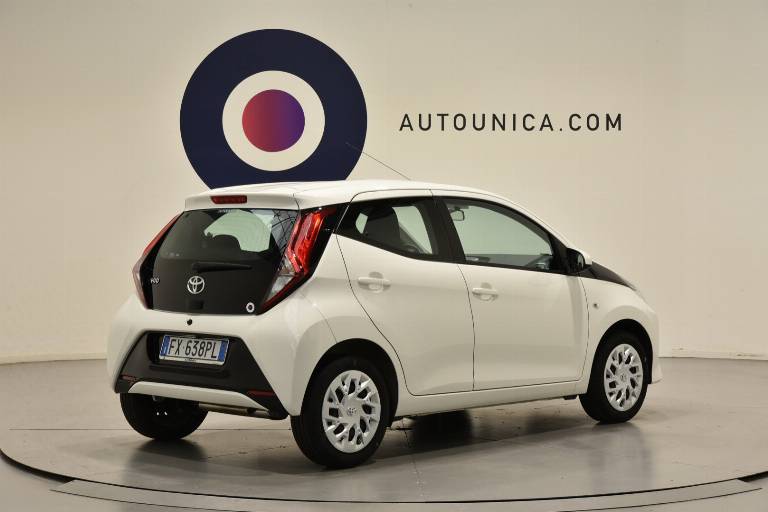 TOYOTA Aygo 30