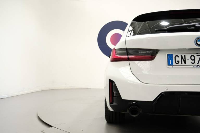 BMW 320 59