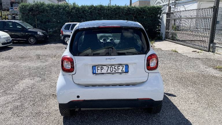 SMART ForTwo 4