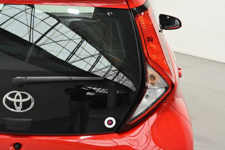 TOYOTA Aygo 19