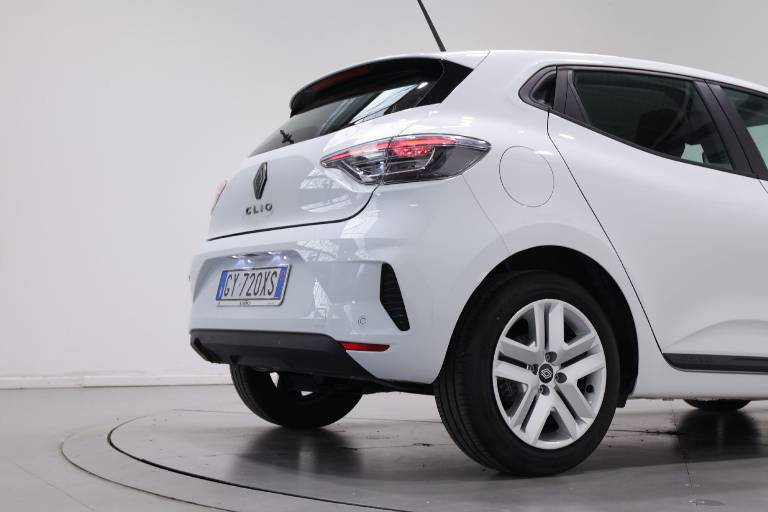 RENAULT Clio 13