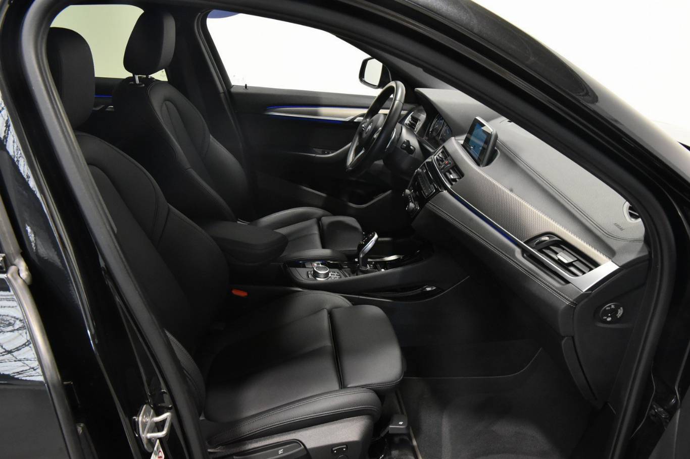 BMW X2 24