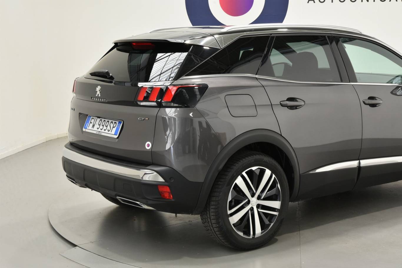 PEUGEOT 3008 17