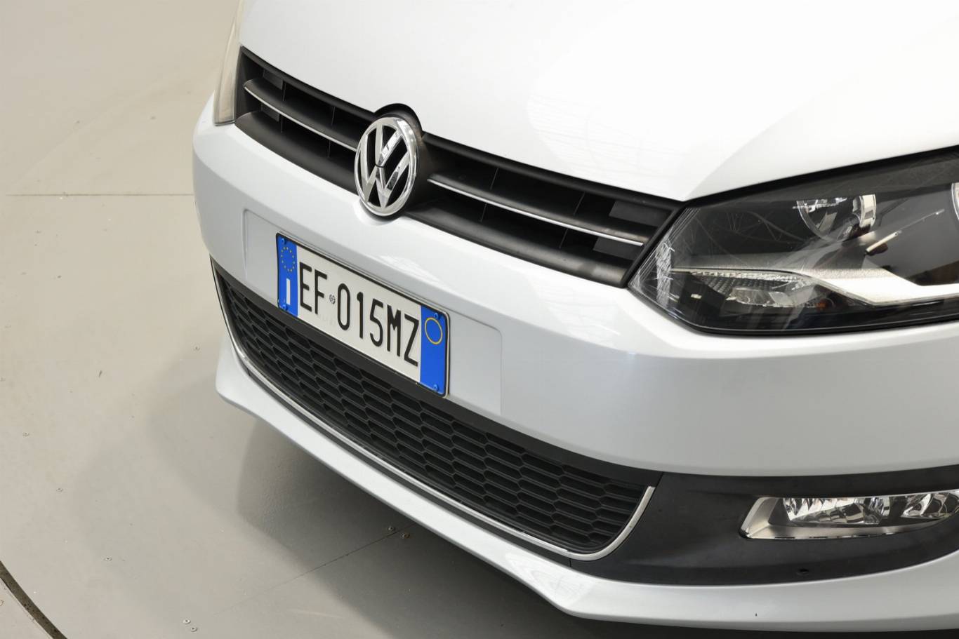 VOLKSWAGEN Polo 43