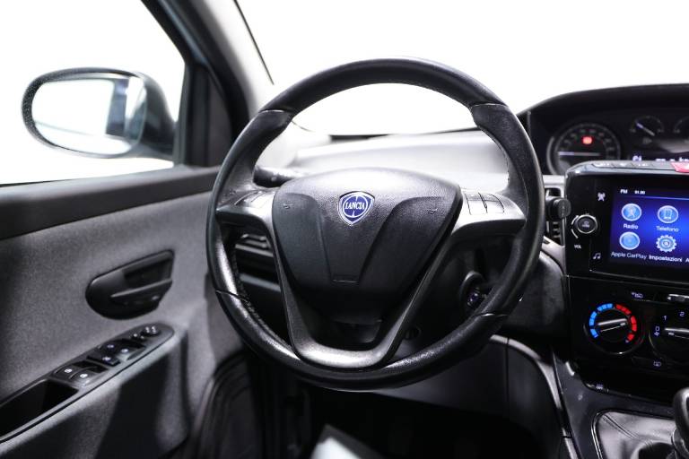 LANCIA Ypsilon 36