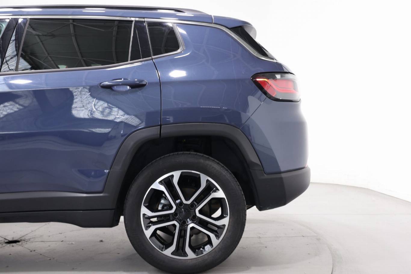 JEEP Compass 38