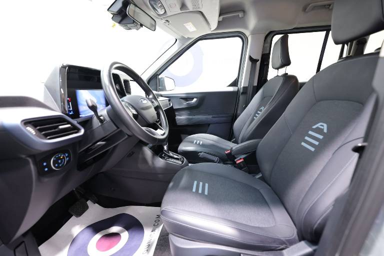 FORD Tourneo Courier 20