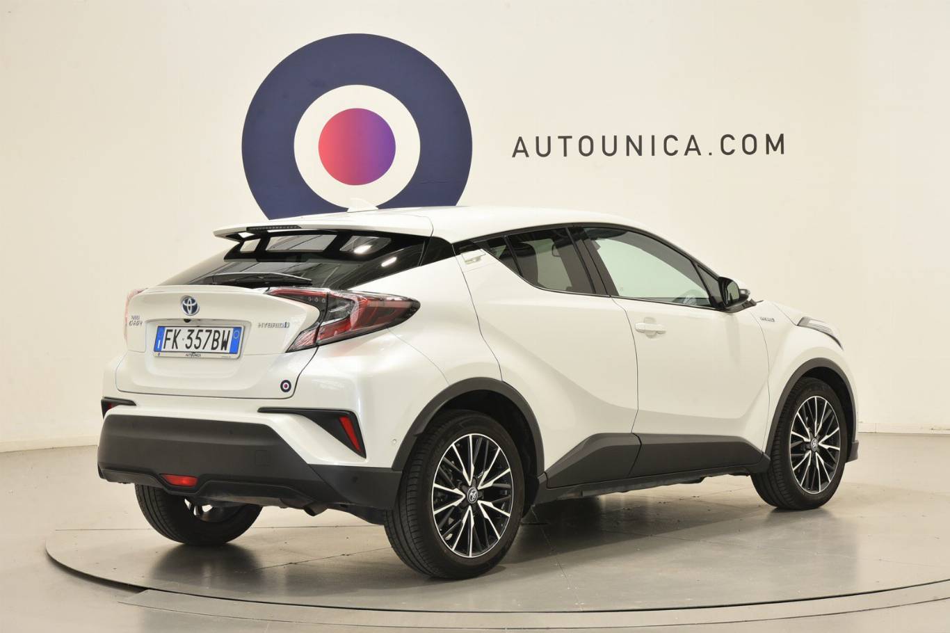TOYOTA C-HR 24