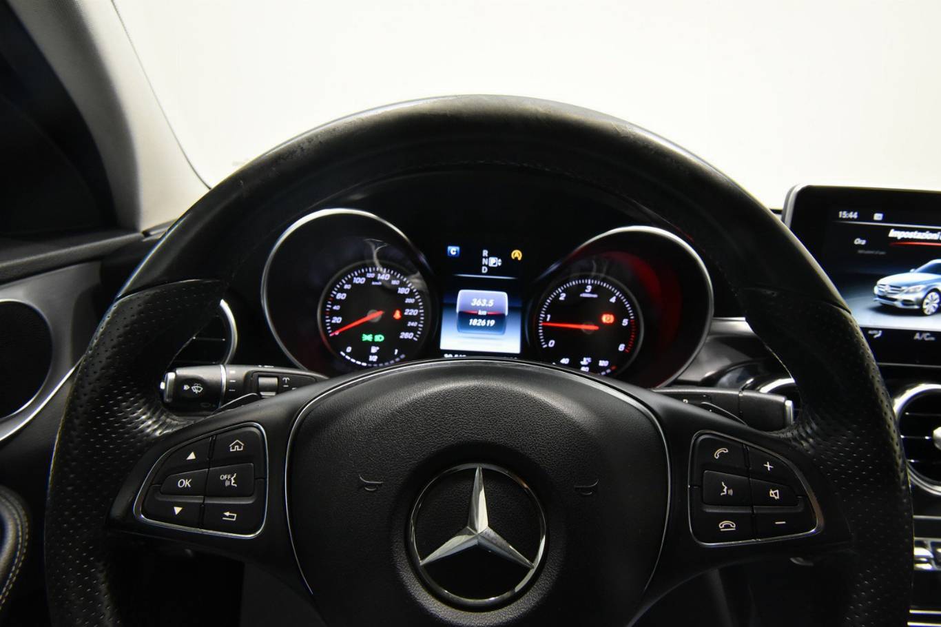 MERCEDES-BENZ C 220 9