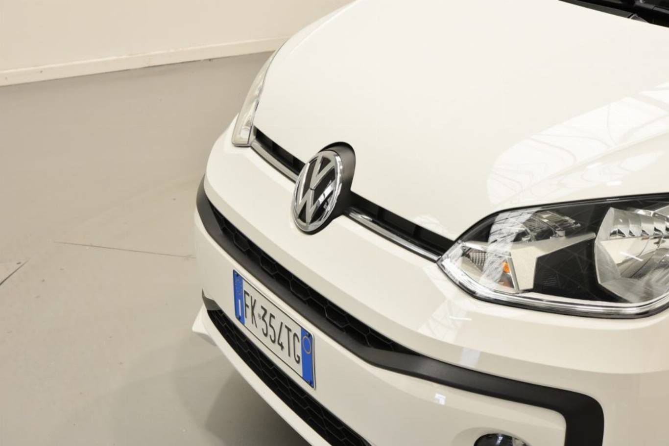 VOLKSWAGEN Up! 50