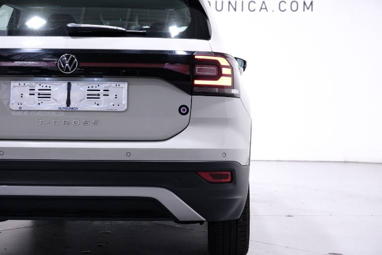 VOLKSWAGEN T-Cross 53