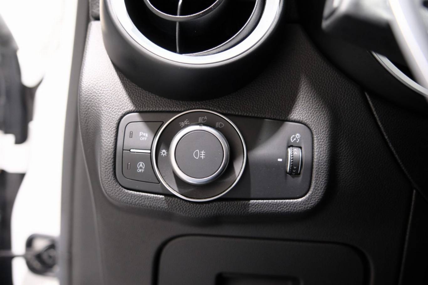 ALFA ROMEO Stelvio 23