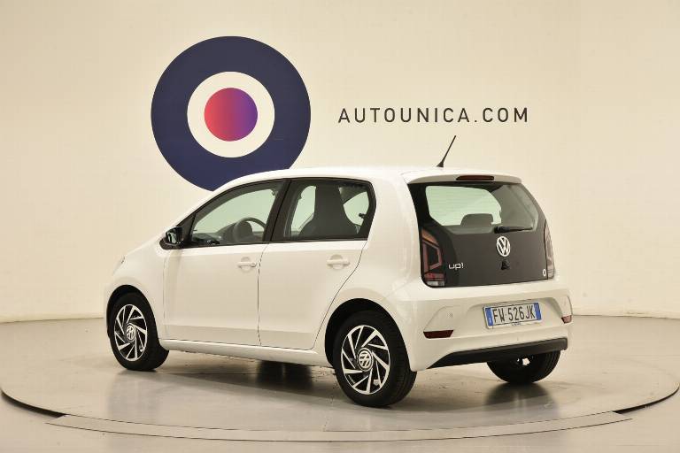 VOLKSWAGEN Up! 2