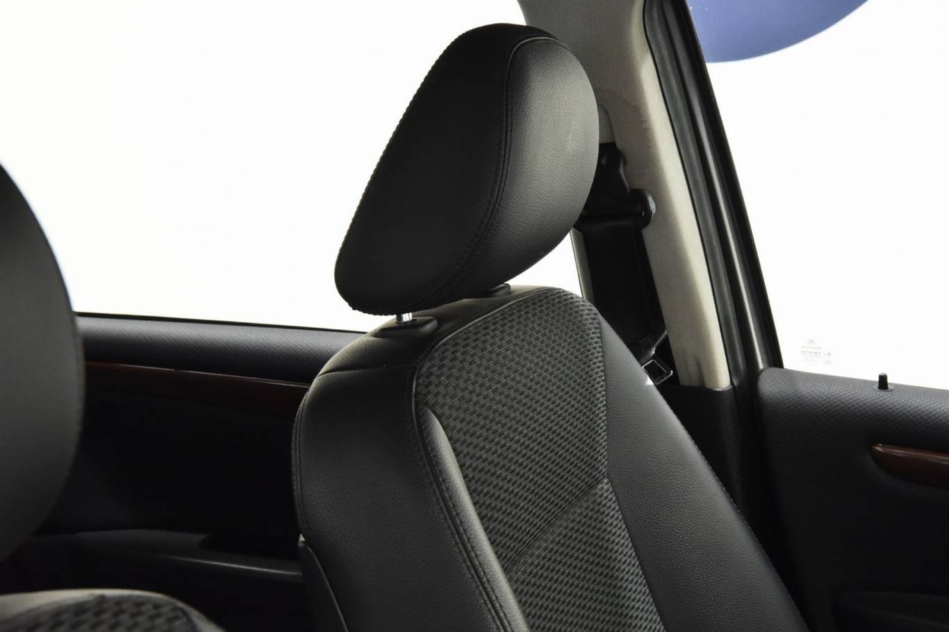 MERCEDES-BENZ A 180 17