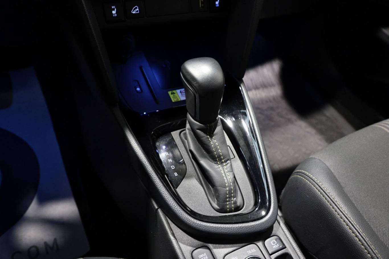 TOYOTA Yaris Cross 27