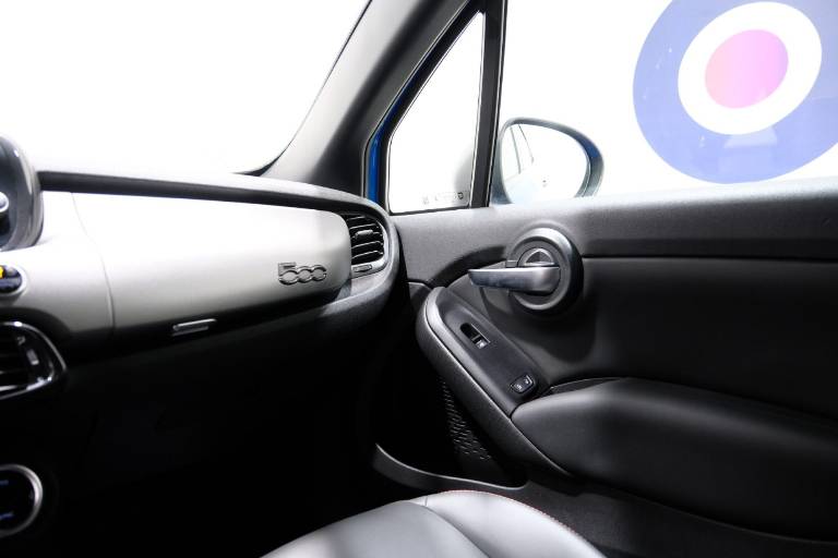 FIAT 500X 37